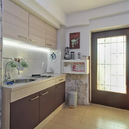 Fuer 2 Personen Ca 30 Qm In Premantura, Istrien Istrische Riviera プレマントゥーラ