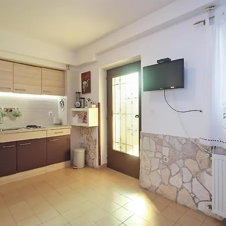 Fuer 2 Personen Ca 30 Qm In Premantura, Istrien Istrische Riviera Apartment Premantura