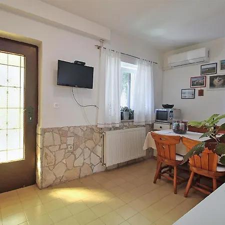 Apartment Fuer 2 Personen Ca 30 Qm In Premantura, Istrien Istrische Riviera *